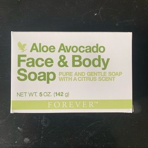 Brand New Forever Aloe Avocado Face & Body Soap 🪴